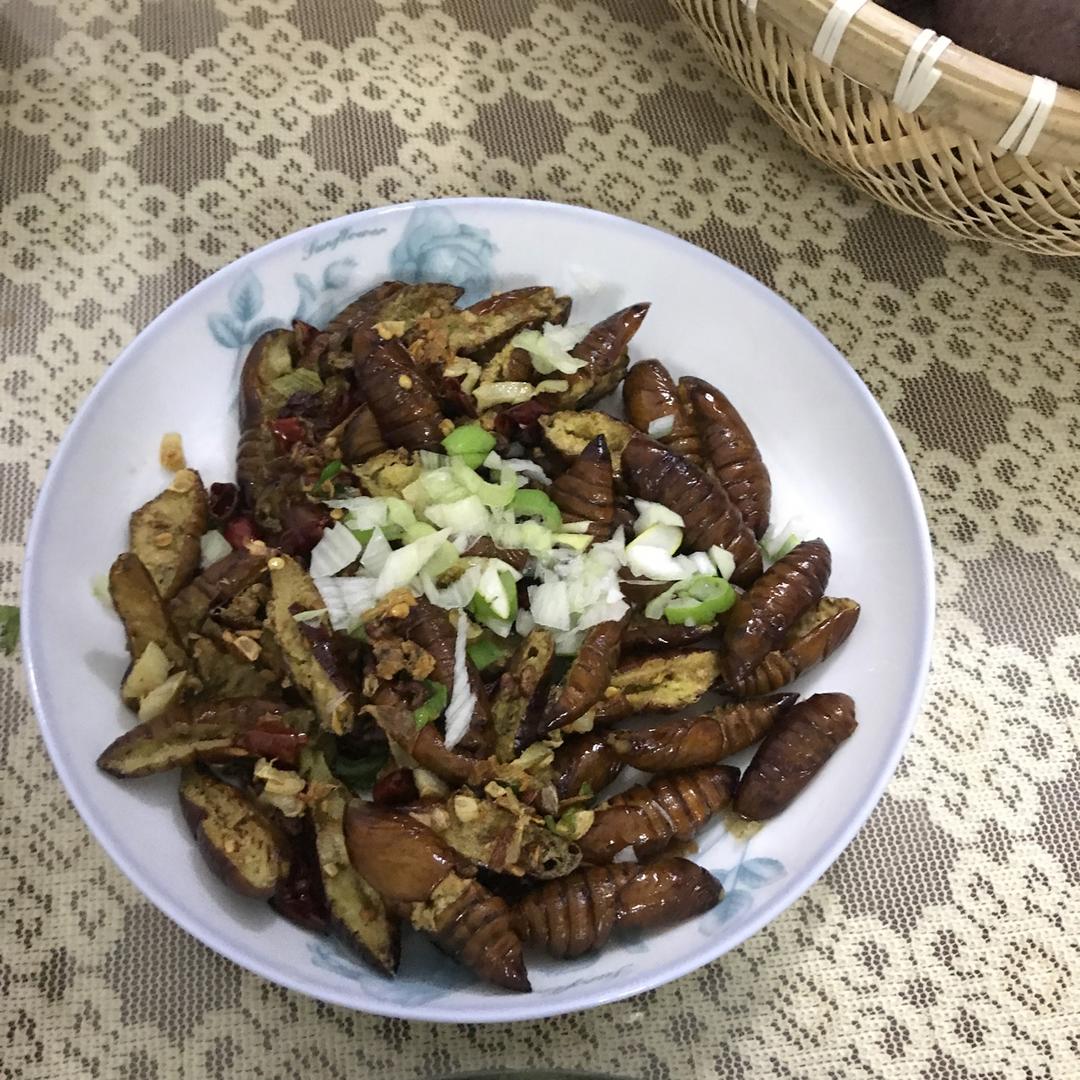 干煸蚕蛹