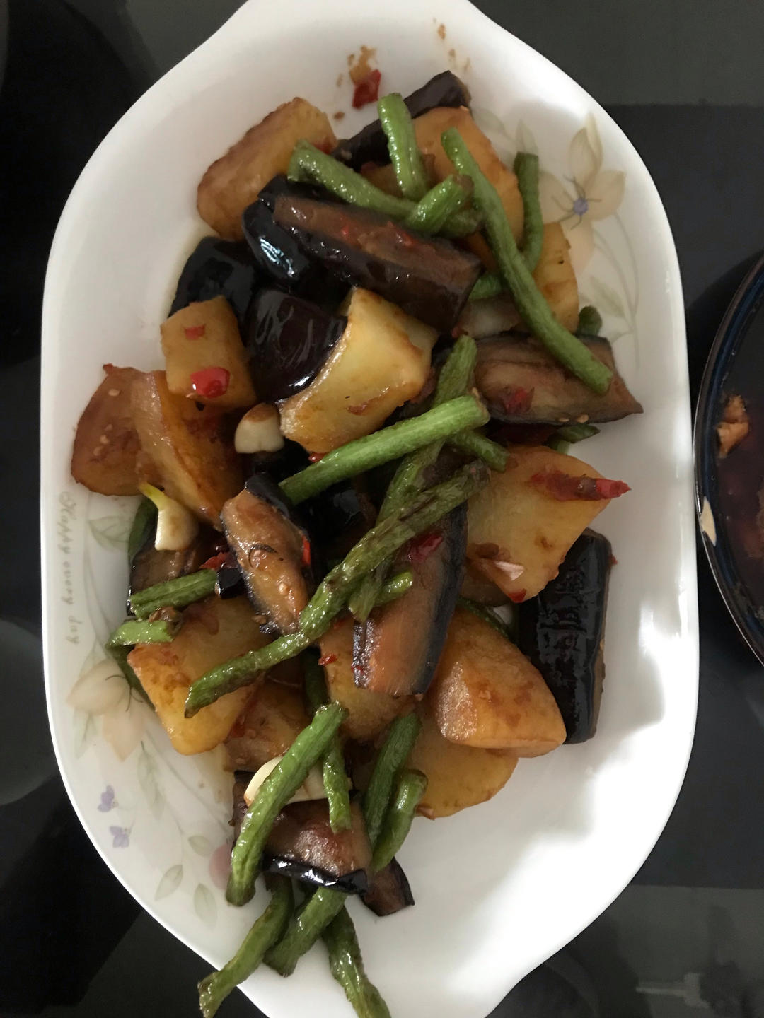 美味可口的豆角烧茄子！原来饭店都是这样做的