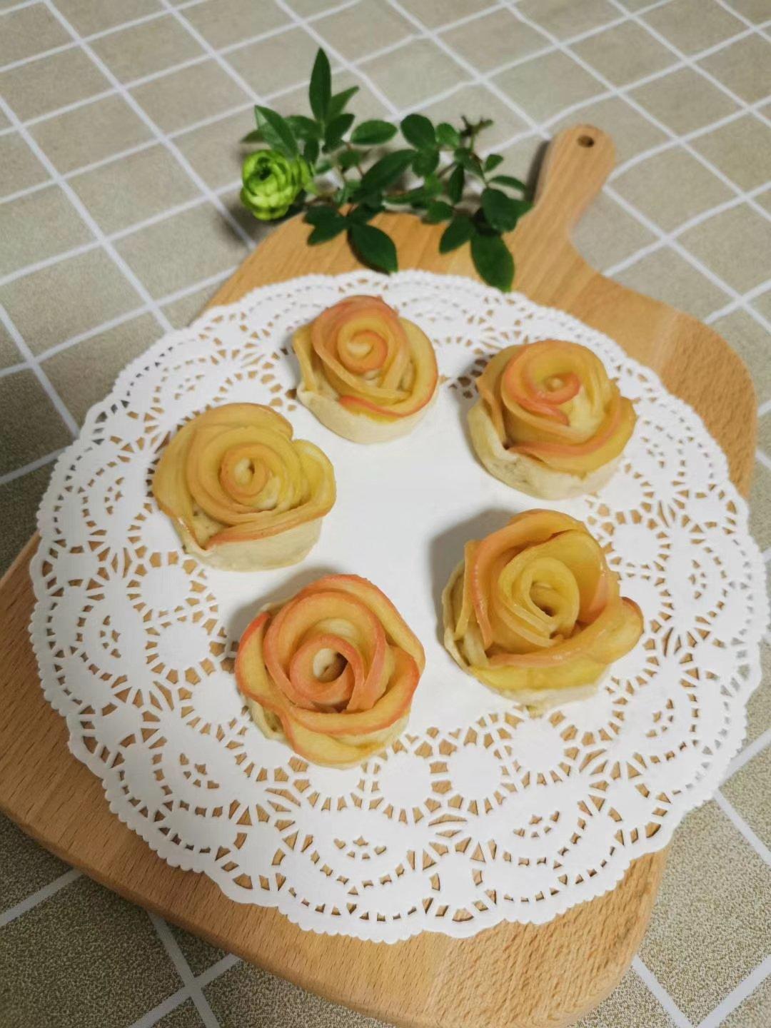 烤玫瑰苹果花