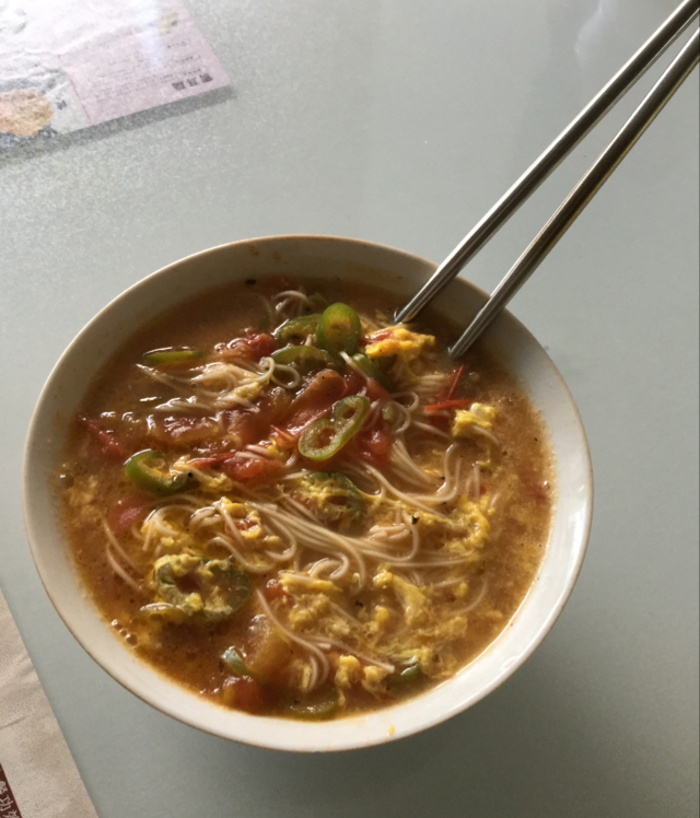 简单早饭西红柿鸡蛋挂面