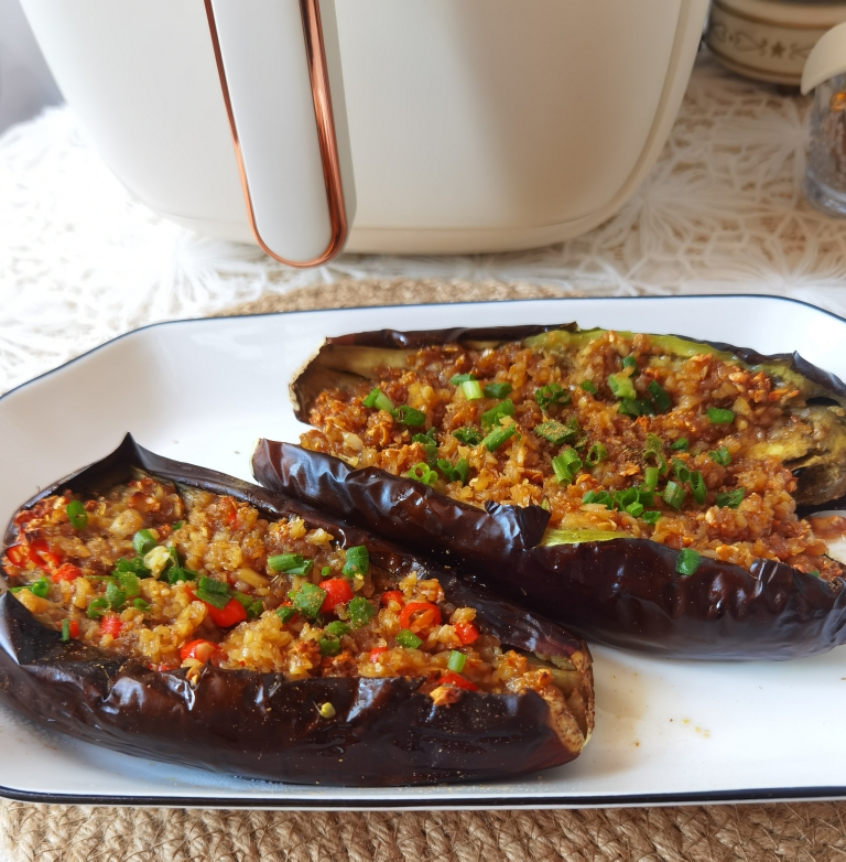 🔥蒜蓉烤茄子🍆｛空气炸锅食谱｝的做法