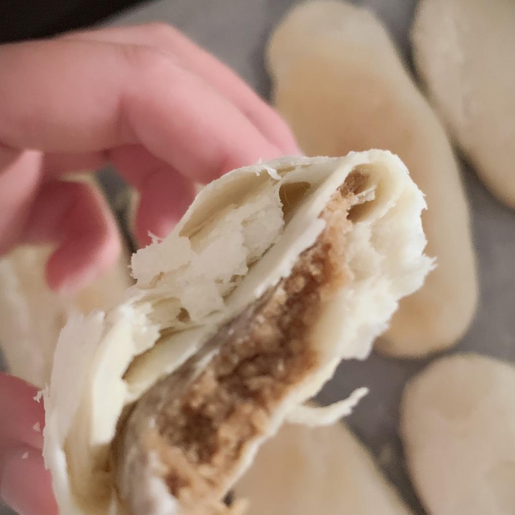 芝麻椒盐牛舌饼（北京小吃）