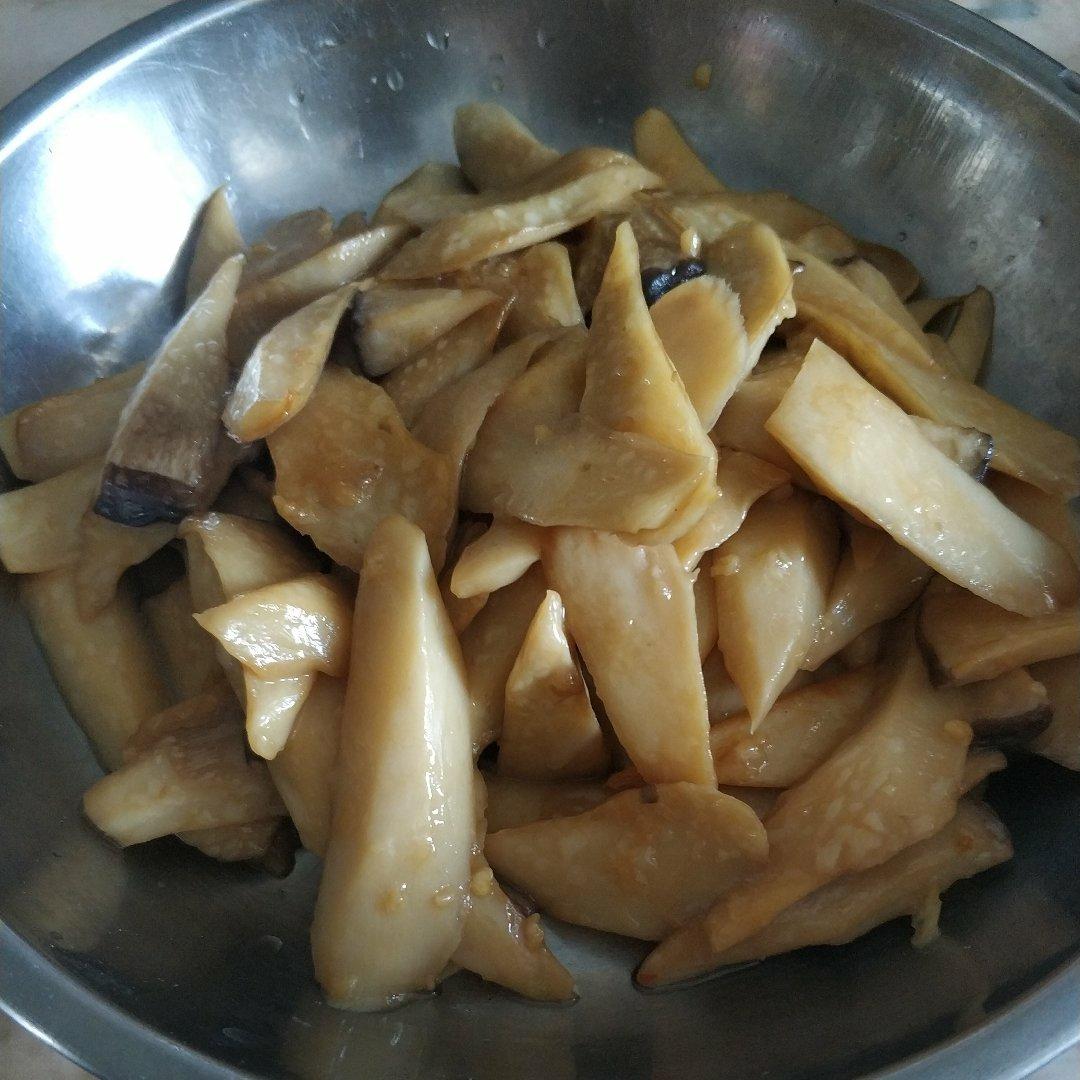 干煸手撕杏鲍菇