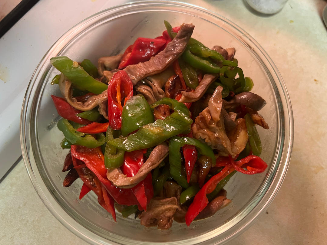 一菜二吃“米饭杀手”爆炒香辣猪肚&暖胃胡椒猪肚汤