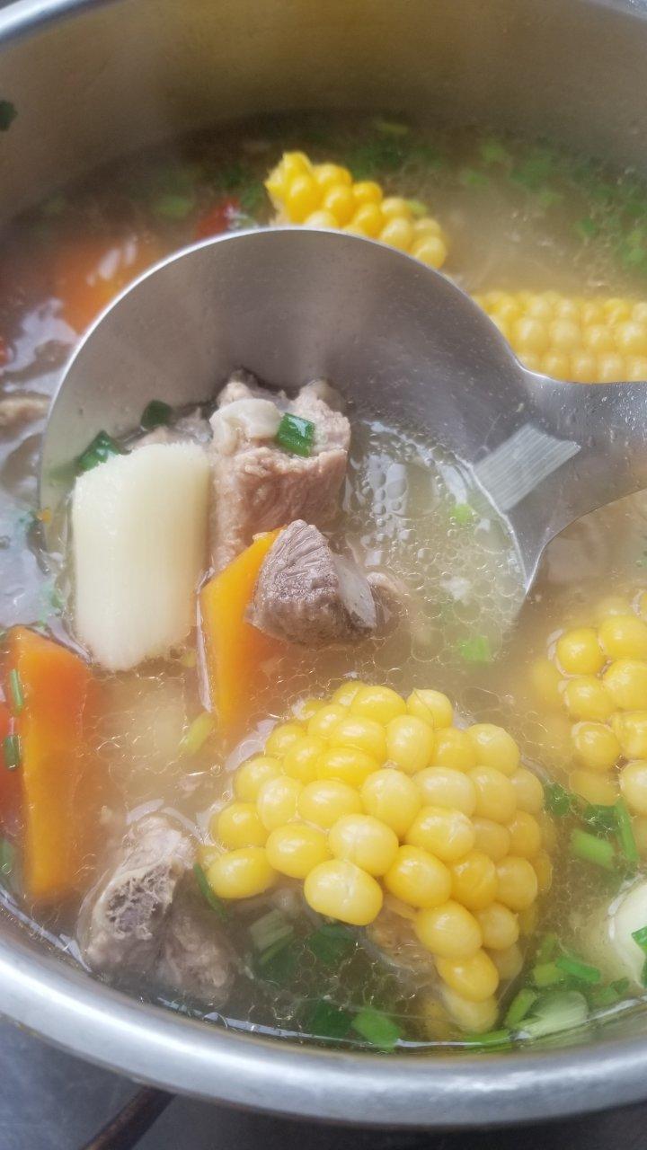 玉米排骨汤
