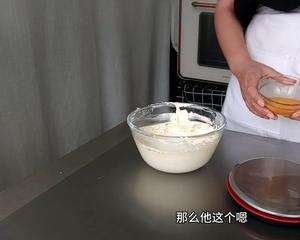 🍪视频｜经典复刻—丹麦皇冠蓝罐黄油曲奇（材料简单操作粗暴）的做法 步骤5