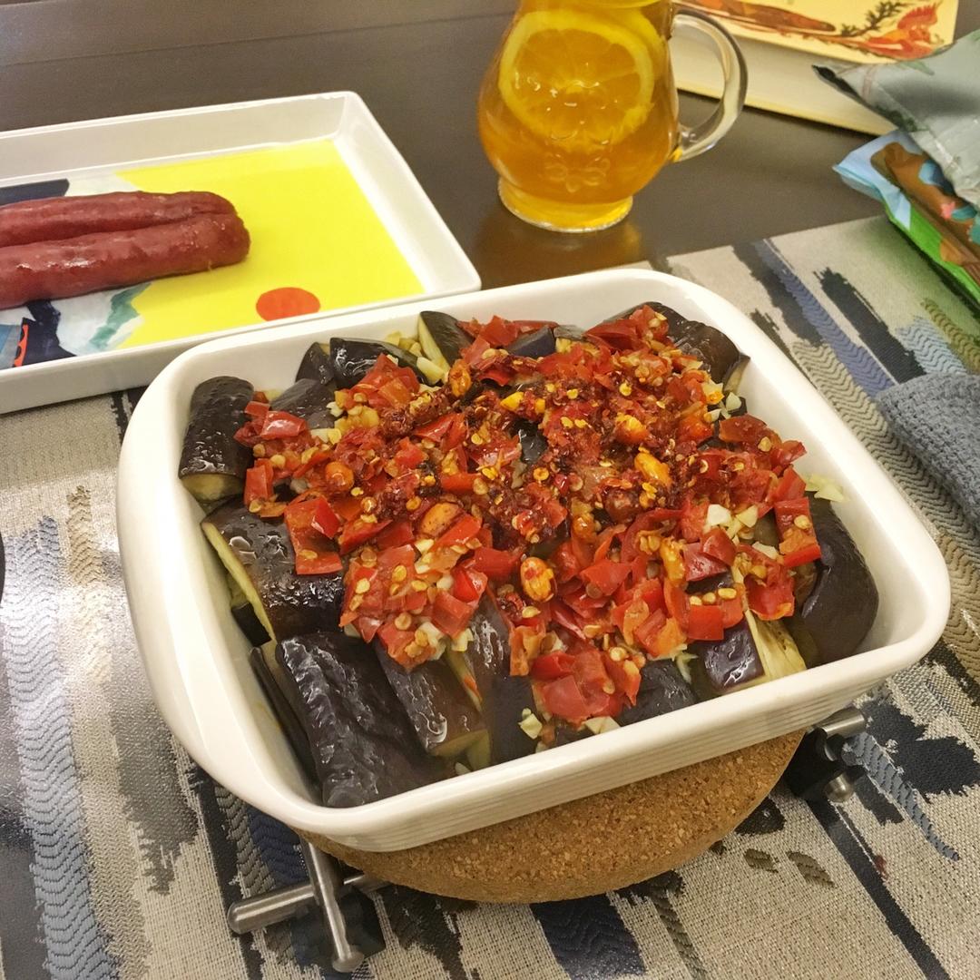 剁椒粉丝蒸茄子