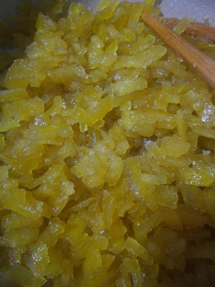 糖渍西柚皮－－橙皮，柚子，桔子一类都可以噢