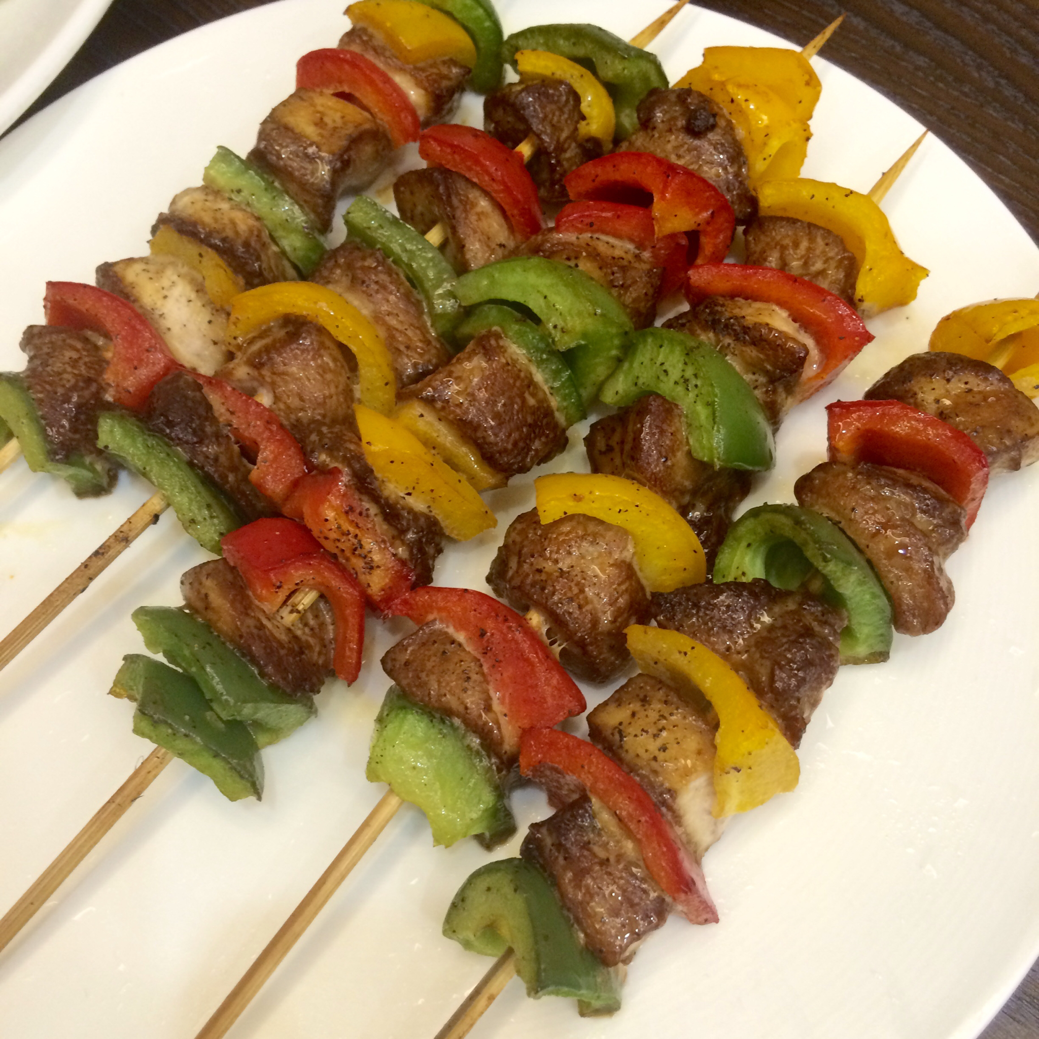 酱烤彩椒鸡肉串