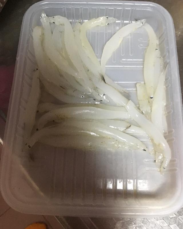 脆炸银鱼