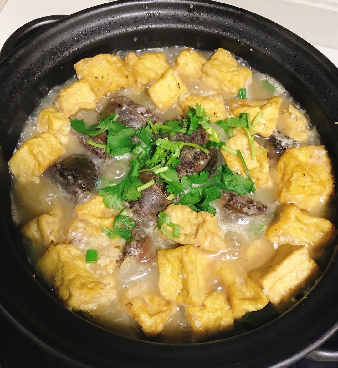 萝卜片炖血肠