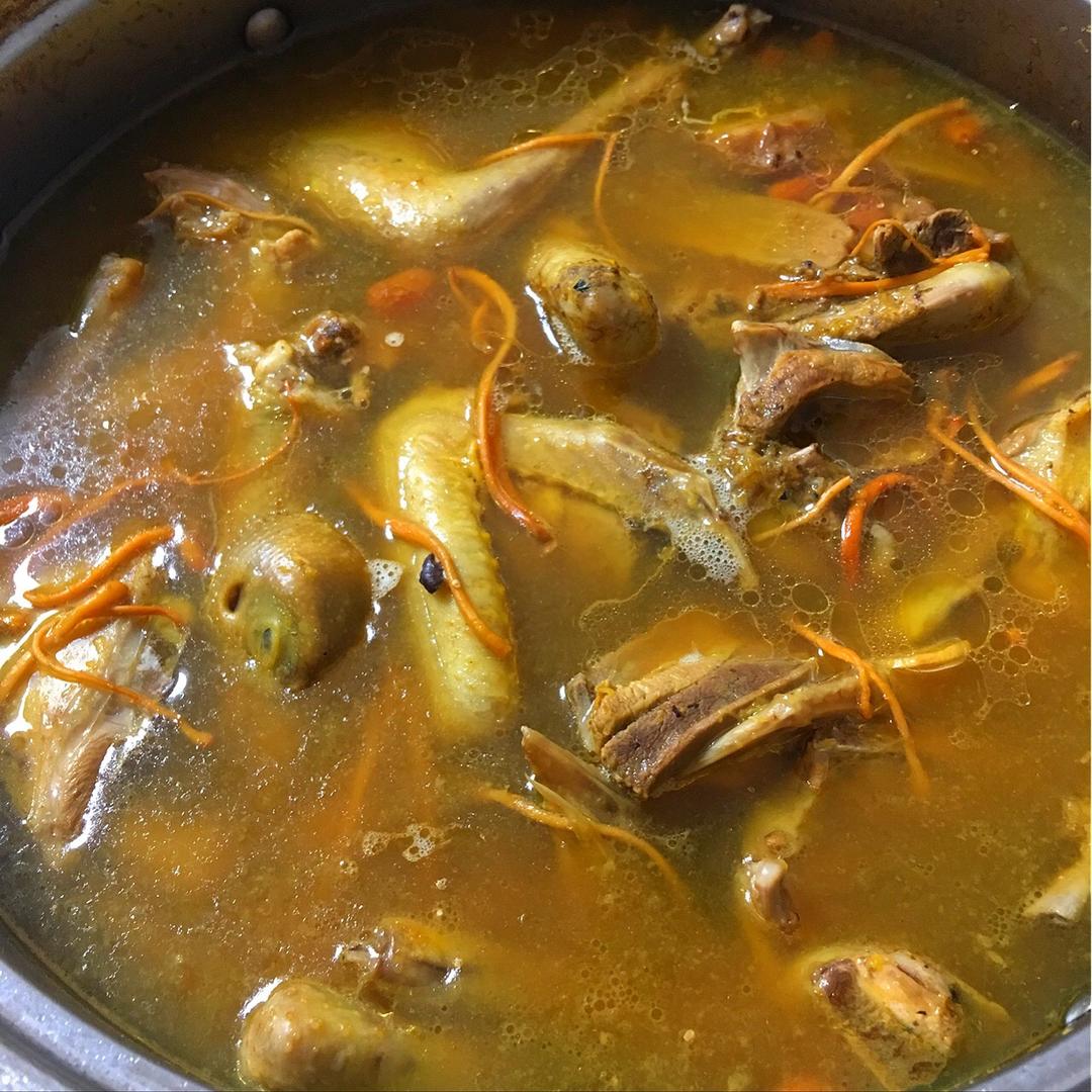 药膳鸽子汤