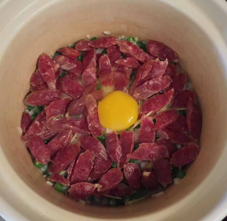 腊肠煲仔饭