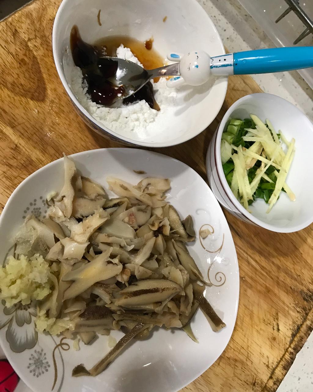 葱姜爆蛾螺