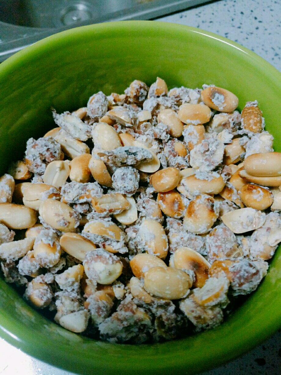 咸香炸花生米