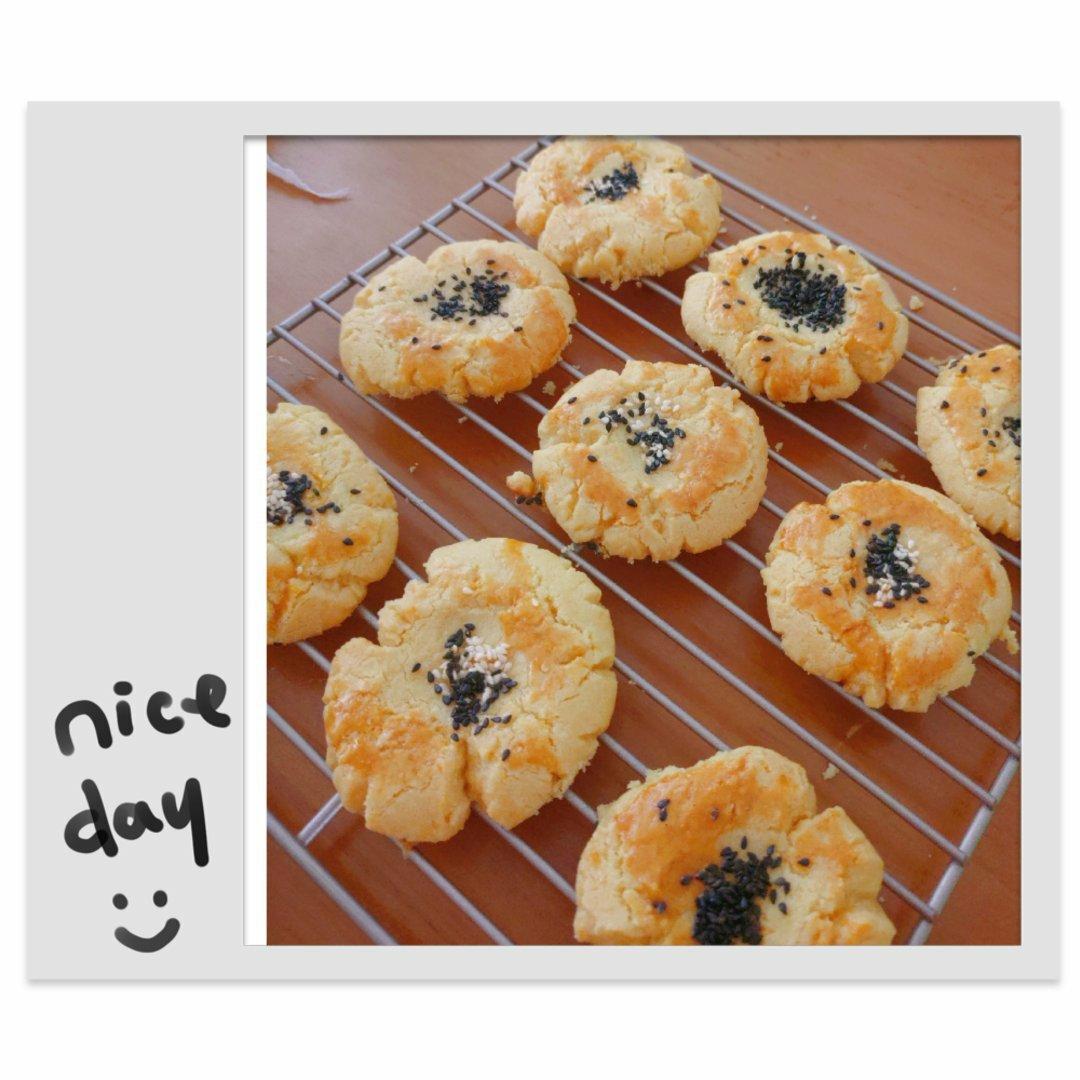 轻轻一按就碎掉的原味桃酥（不输猪油版）