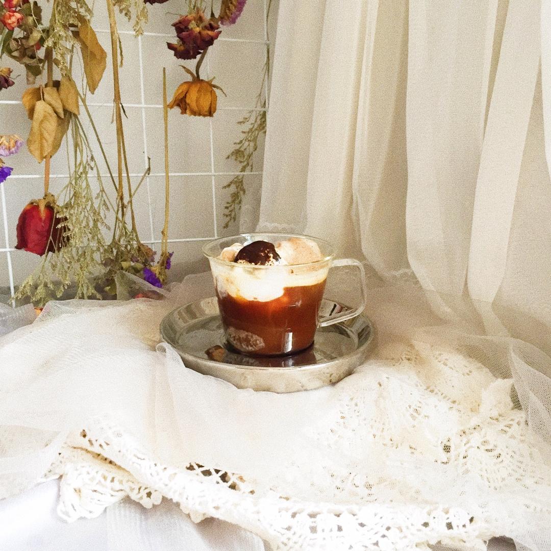 阿芙佳朵--冰淇淋与浓缩咖啡的邂逅