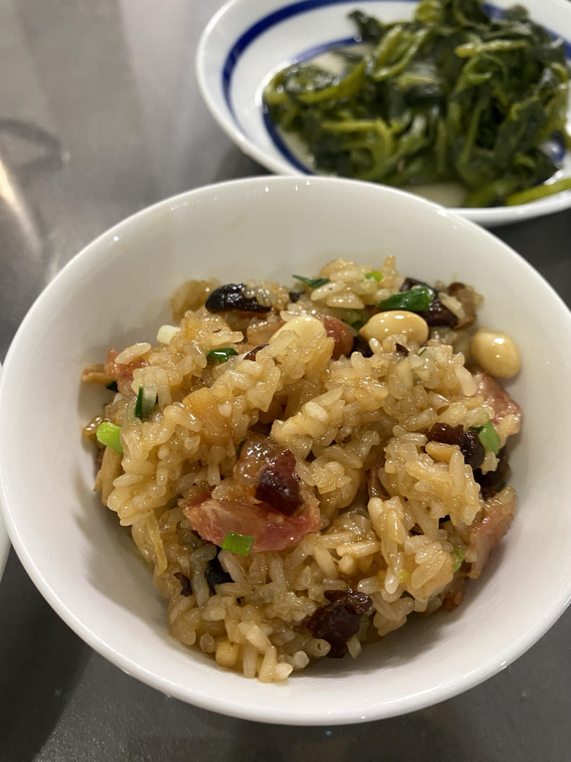 广式腊味糯米饭