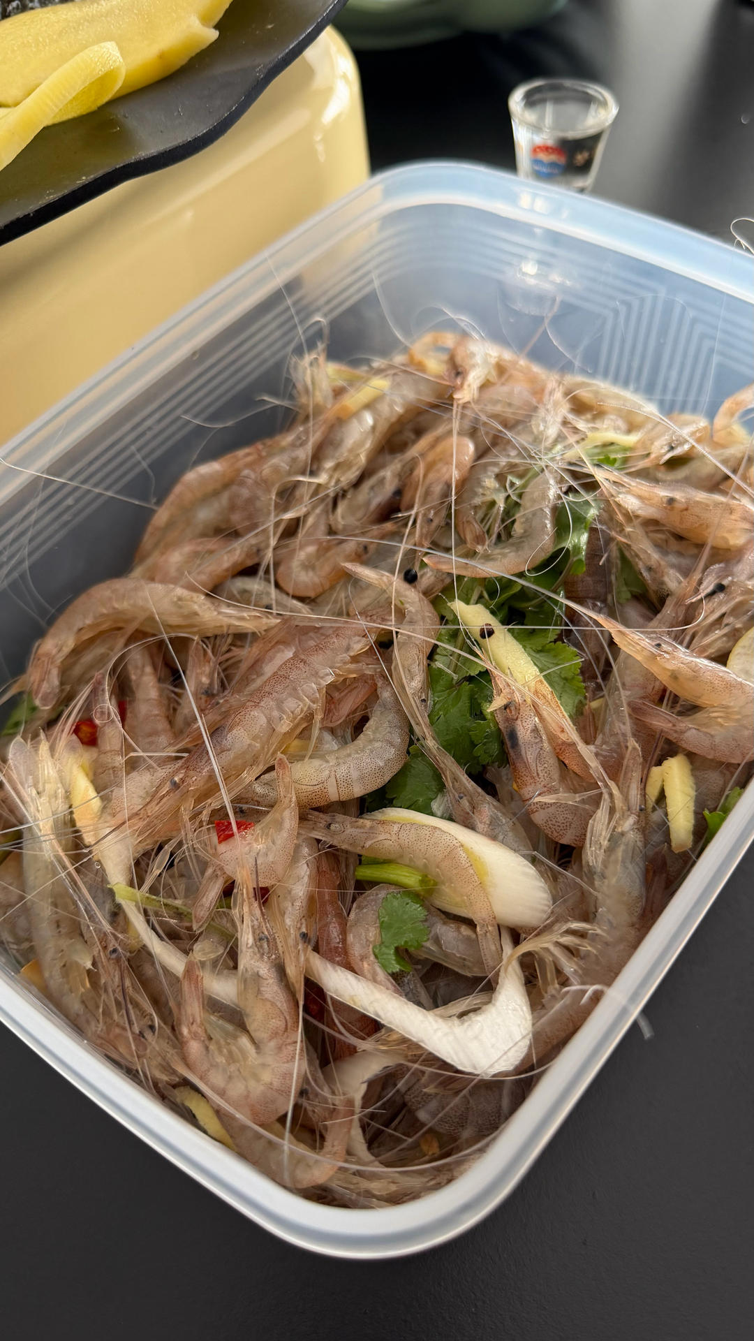 炝拌青虾