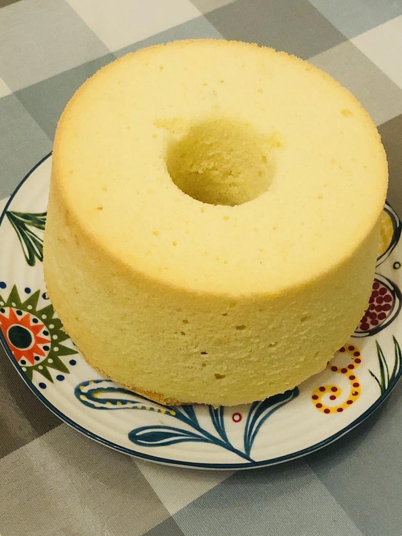 酸奶戚风蛋糕（8寸中空模具）
