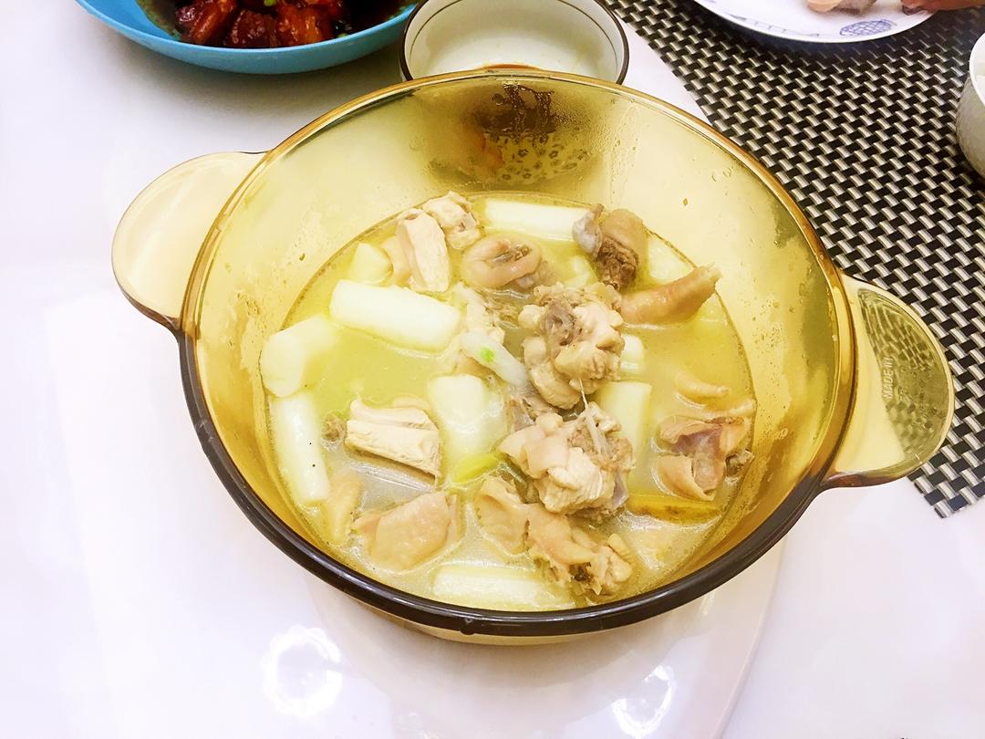 山药土鸡汤