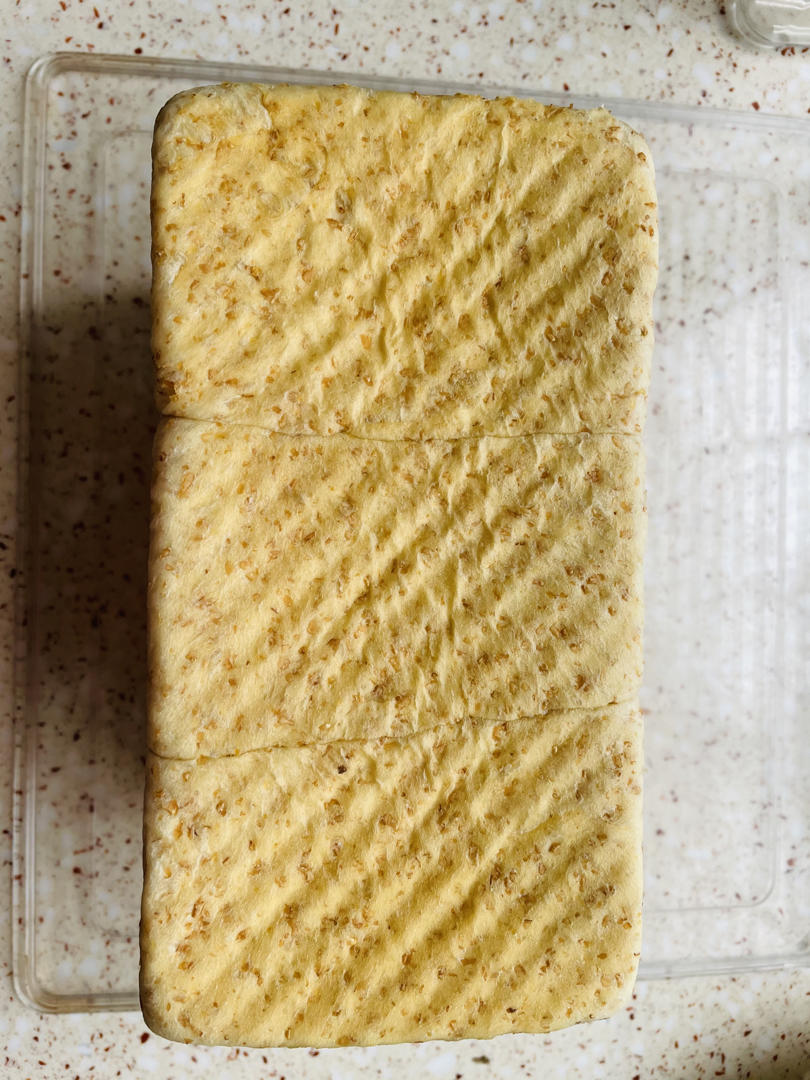 全家都爱吃的健康全麦吐司，新手也能做