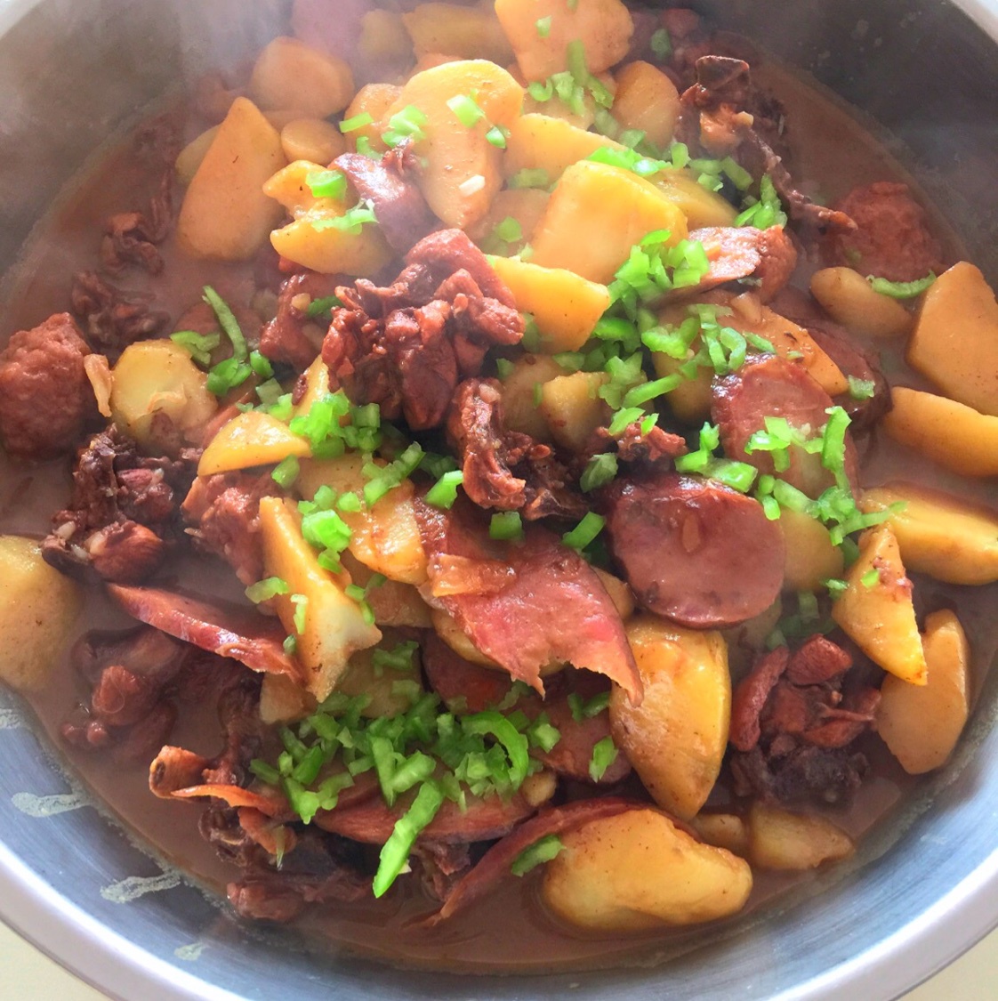 红烧土豆炖鸡腿