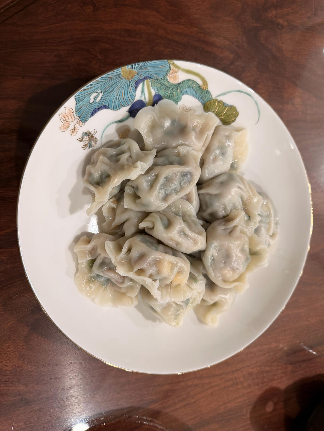 教你正确煮速冻饺子的方法，不干裂不破皮不粘锅！