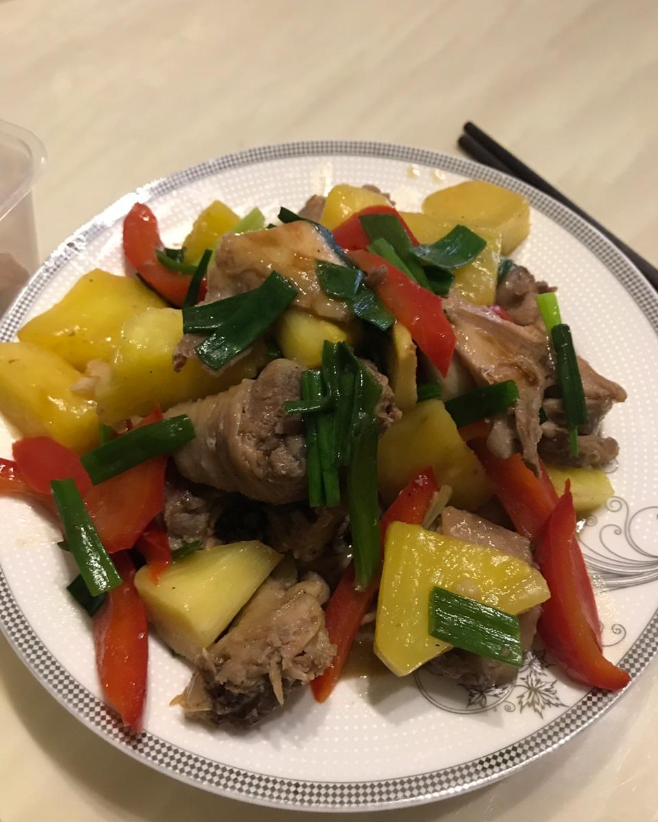 菠萝炒鸡