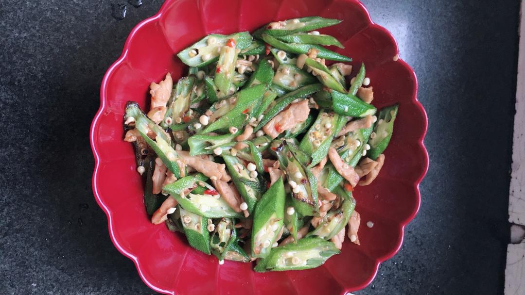 秋葵炒肉