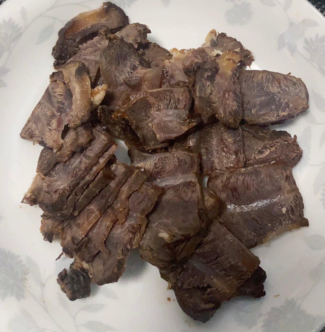 软烂入味的酱牛肉