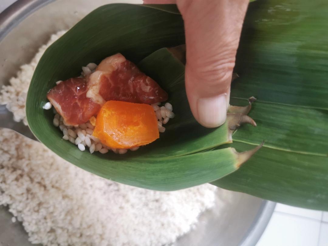 妈咪的♥️私房秘制咸蛋黄肉粽