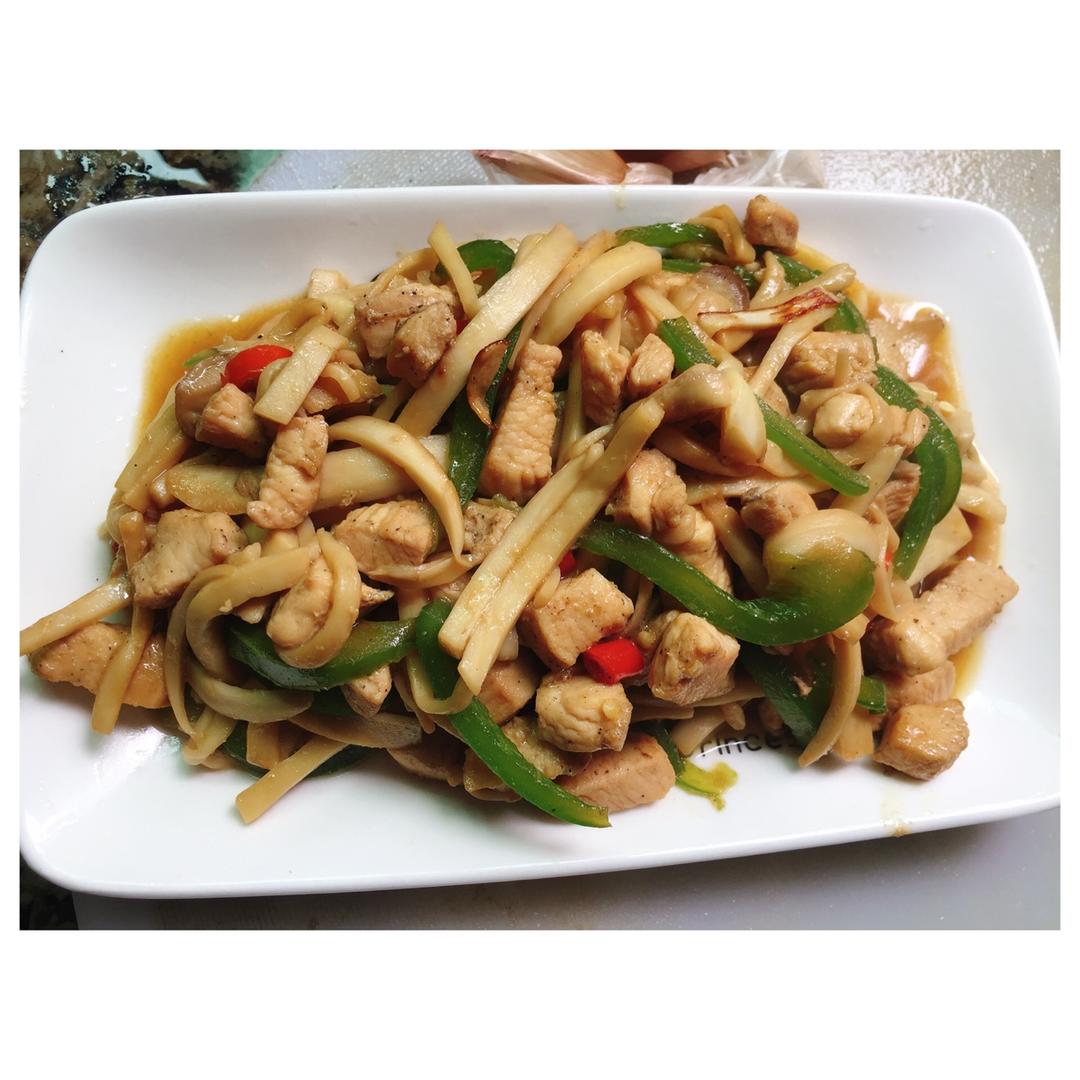 青椒素炒杏鲍菇