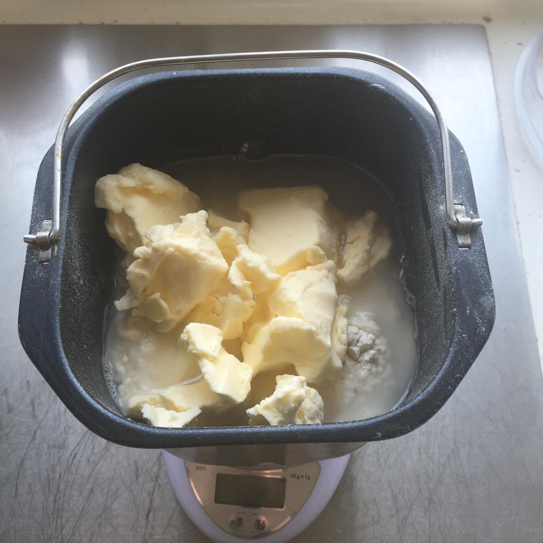 纯奶手撕吐司的做法 步骤1