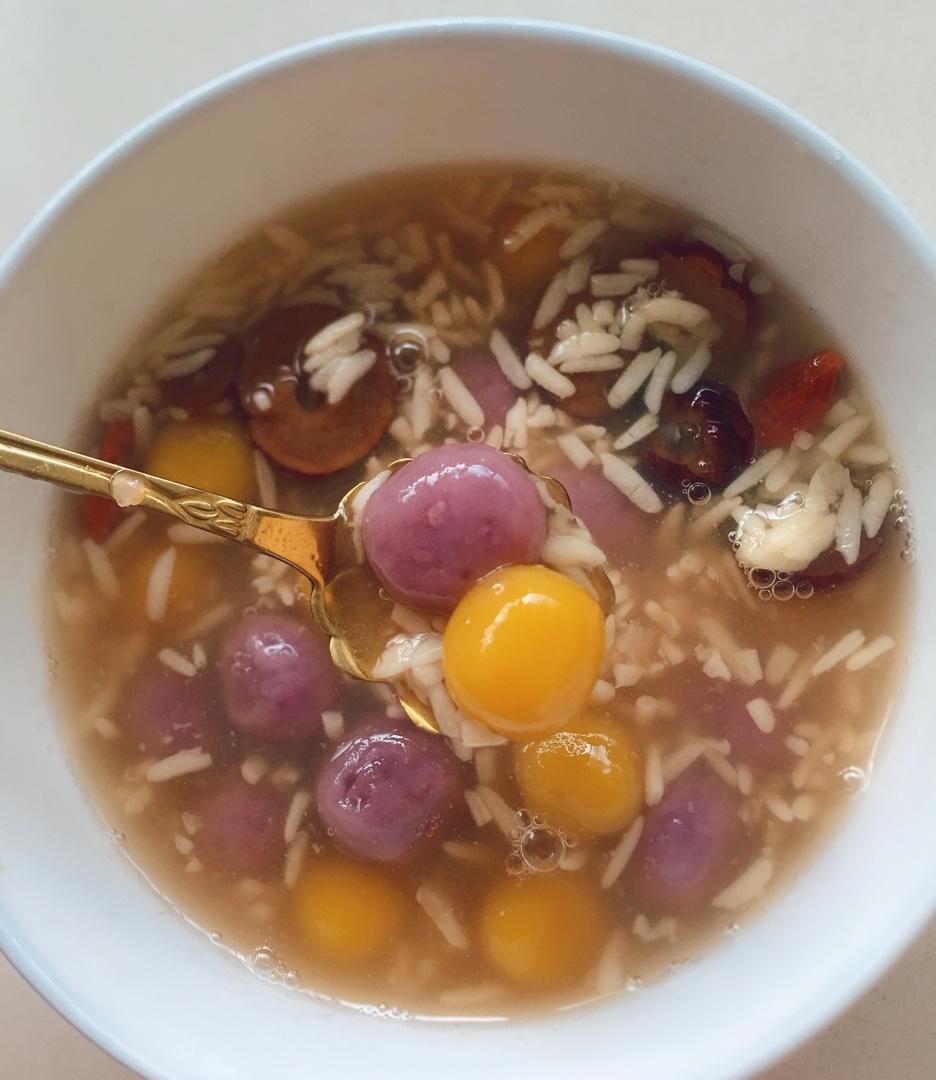 酒酿南瓜糯米丸子