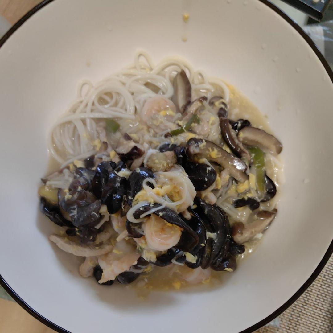 虾仁香菇打卤面