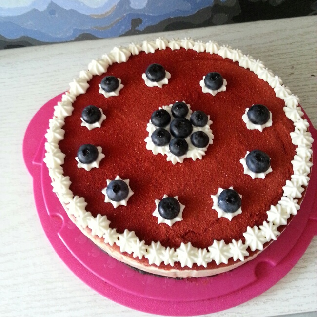 草莓果粒冻芝士蛋糕