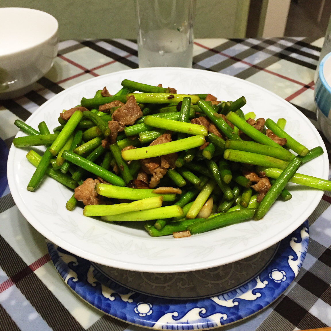 蒜苔炒肉
