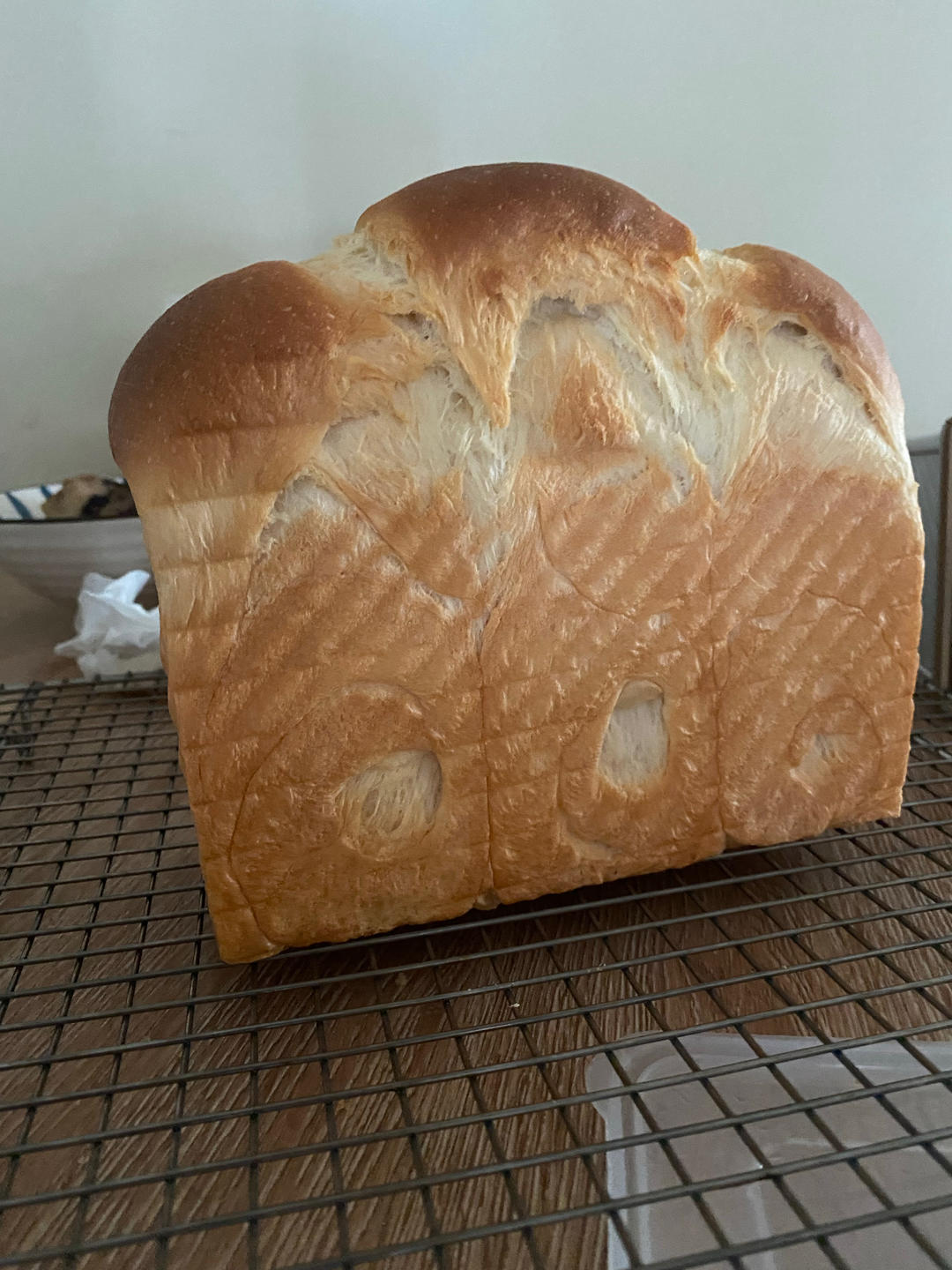 升级版奶香手撕吐司