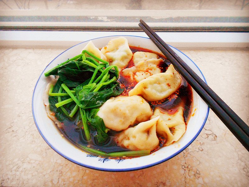 酸汤水饺