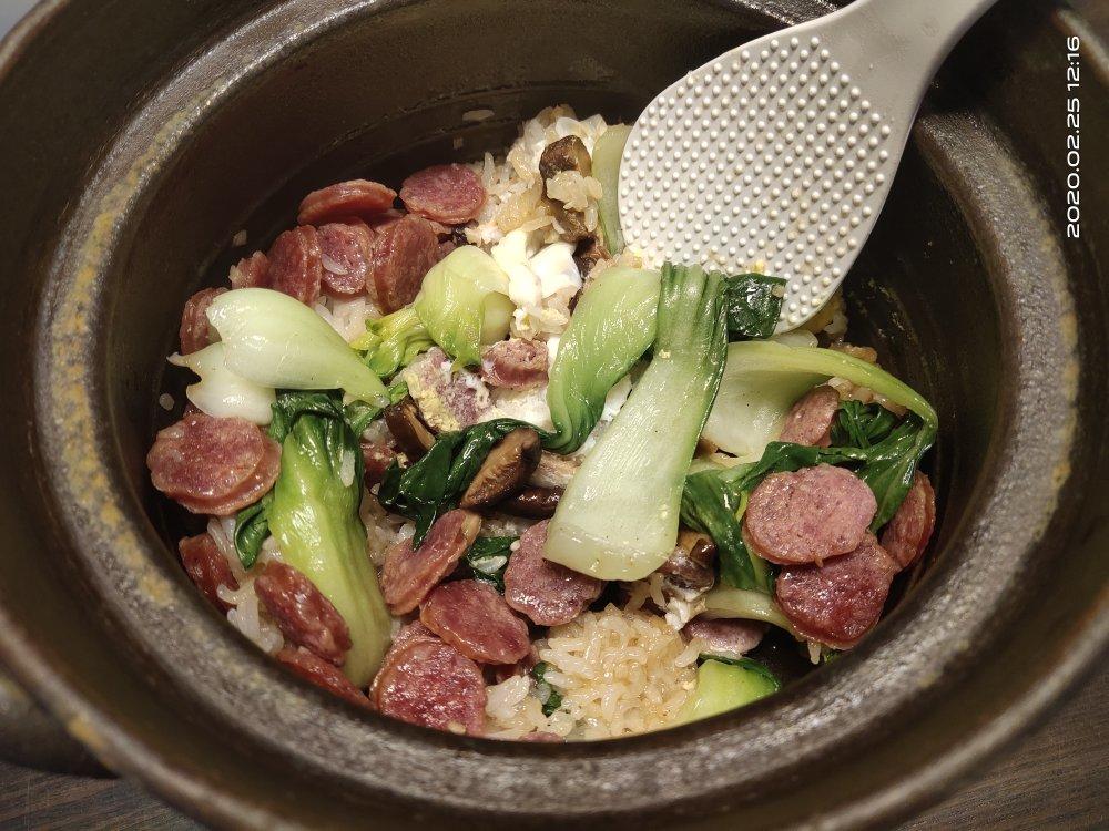 香肠煲仔饭