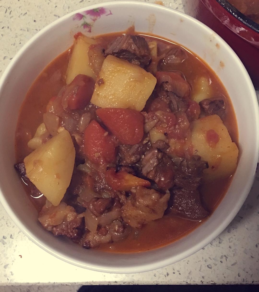 番茄土豆炖牛腩