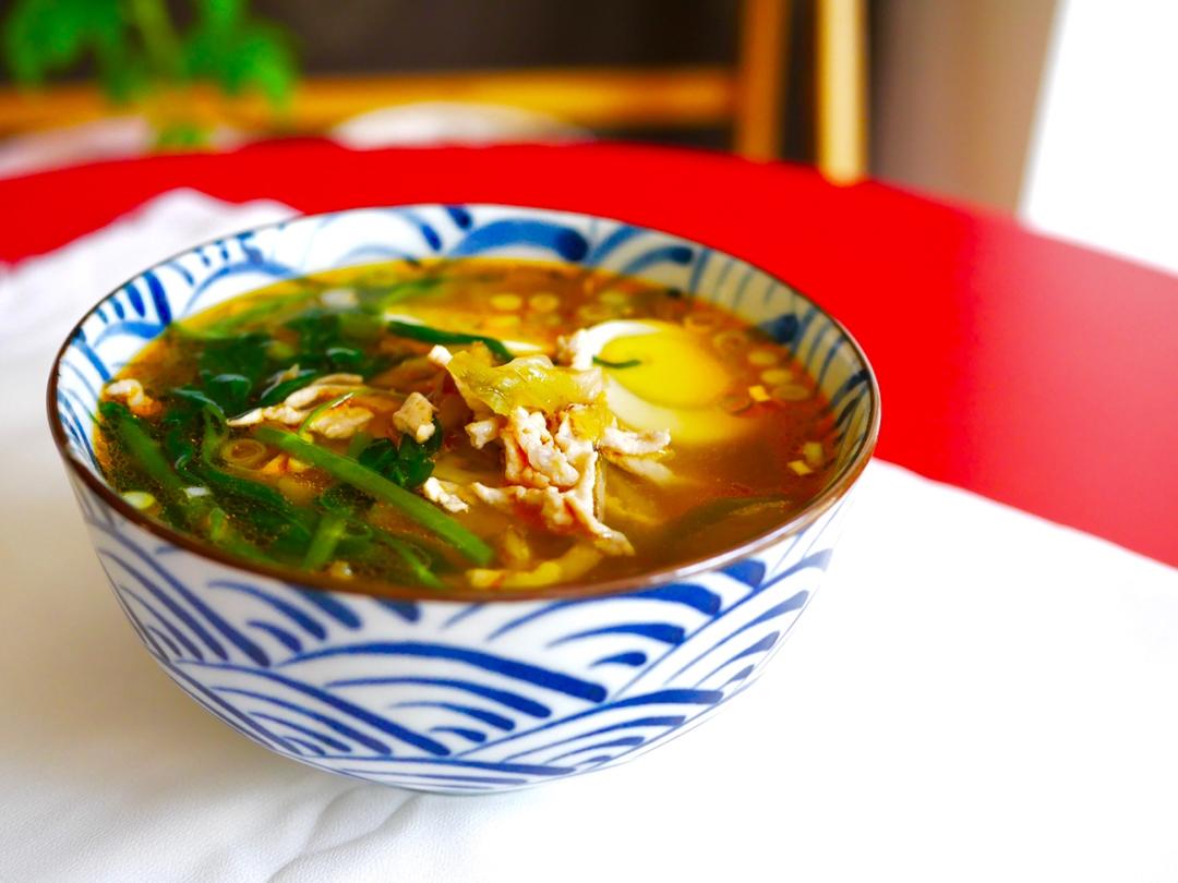 香辣榨菜肉丝面