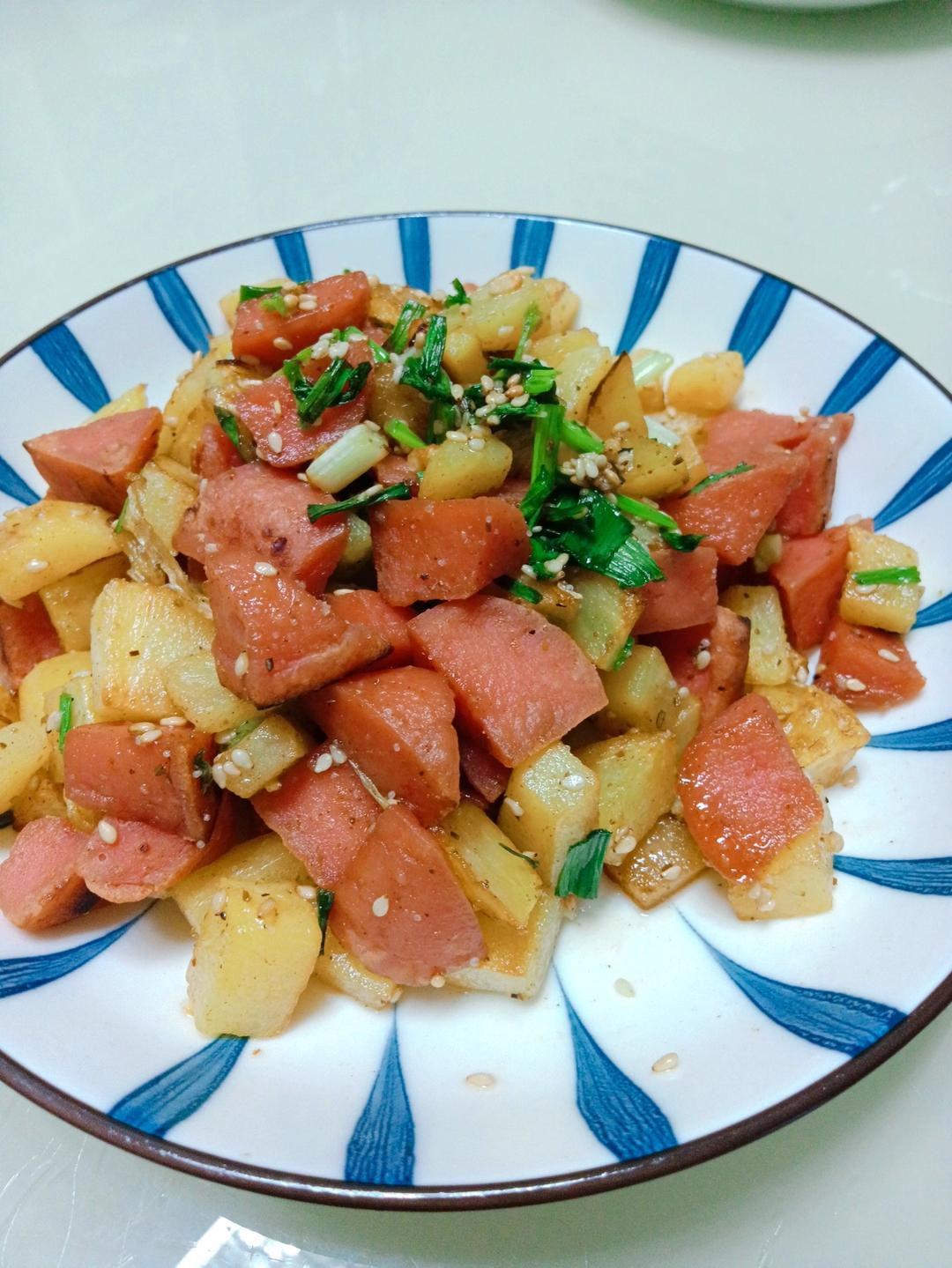 孜然土豆火腿肠 香辣过瘾还便宜！