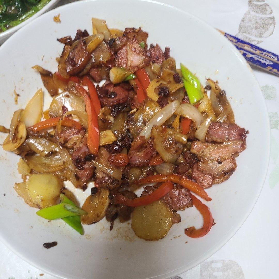 干锅土豆片