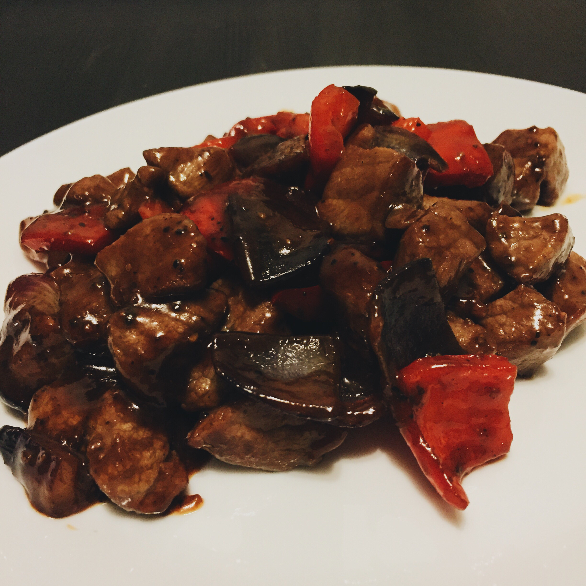 黑椒牛肉粒
