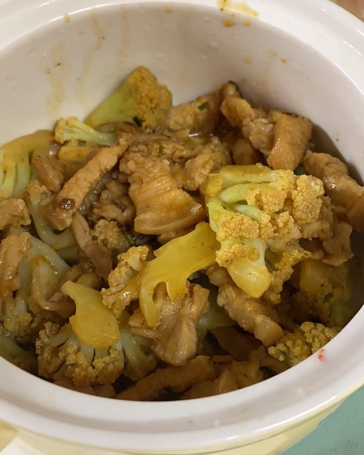 干煸菜花（花菜炒肉）