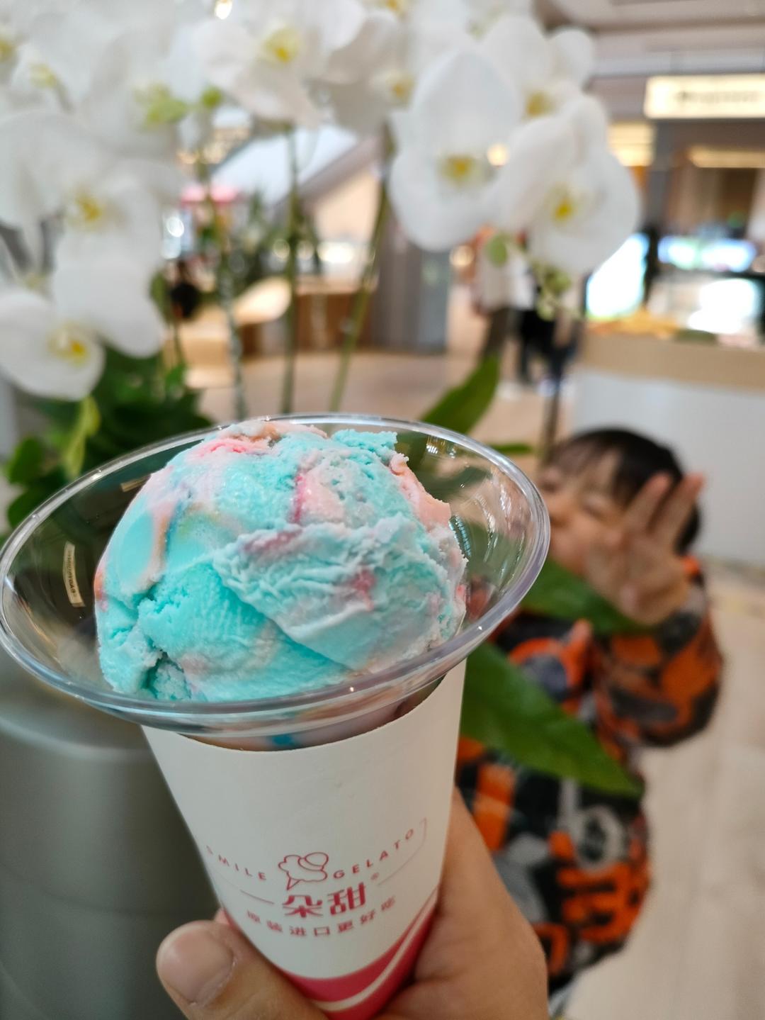 每天早安、午安和晚安，一年四季都不觉厌烦