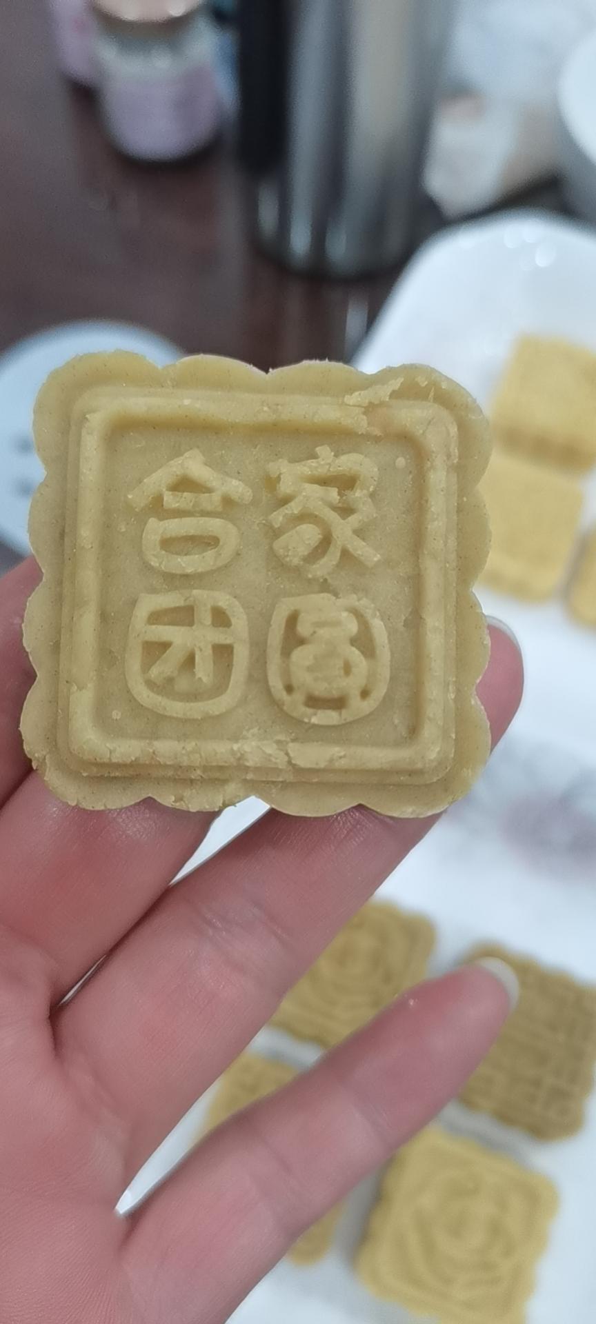 奶香绿豆糕（无豆腥味，超快手不麻烦）