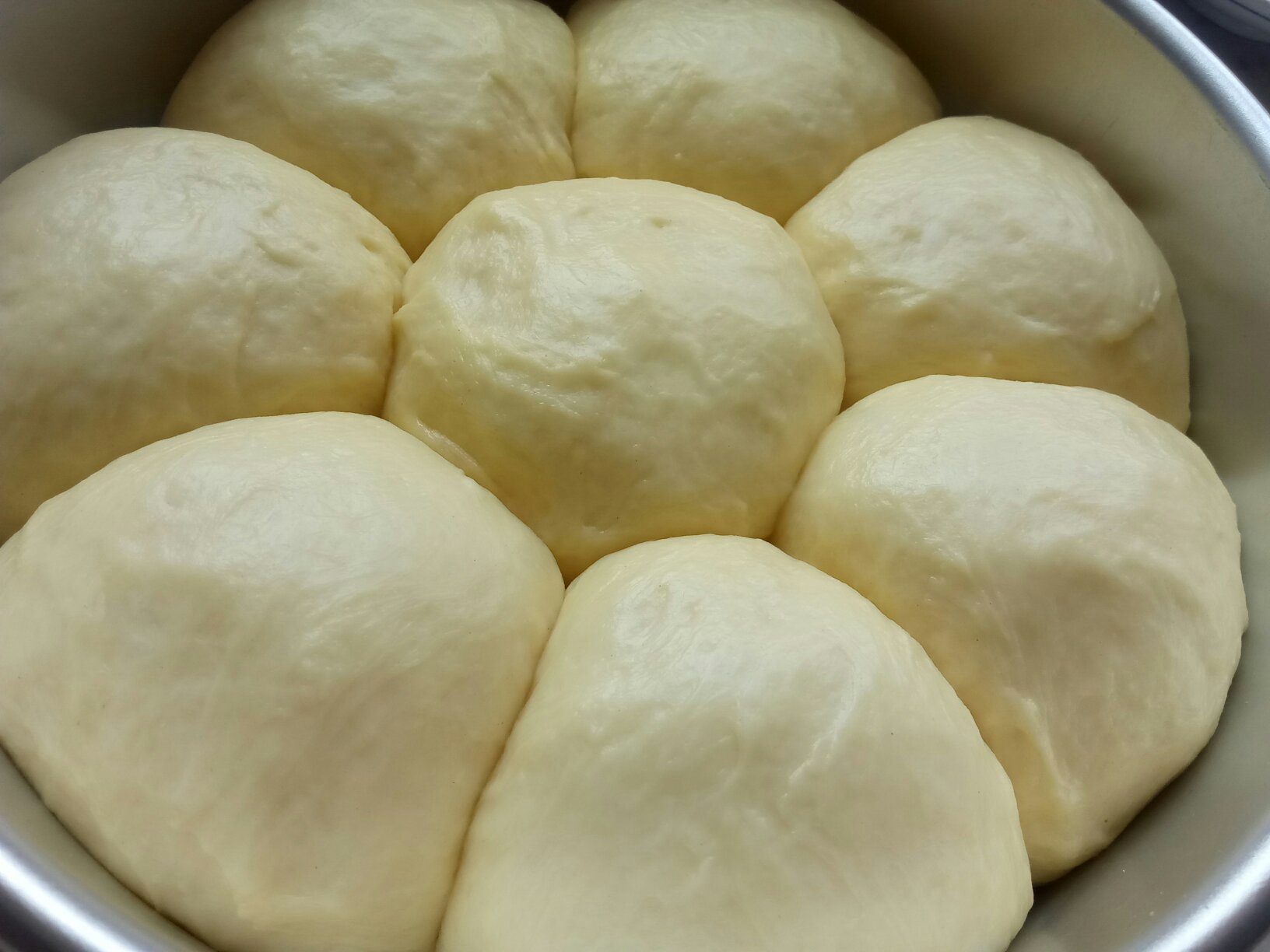 椰蓉蜜豆泡浆面包